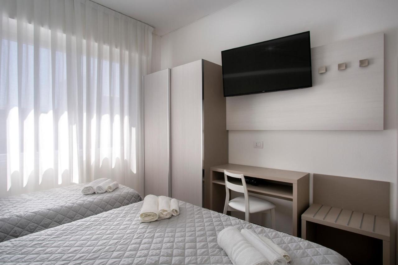 Hotel Marittimo Al Mare - Mimma à Milano Marittima Extérieur photo