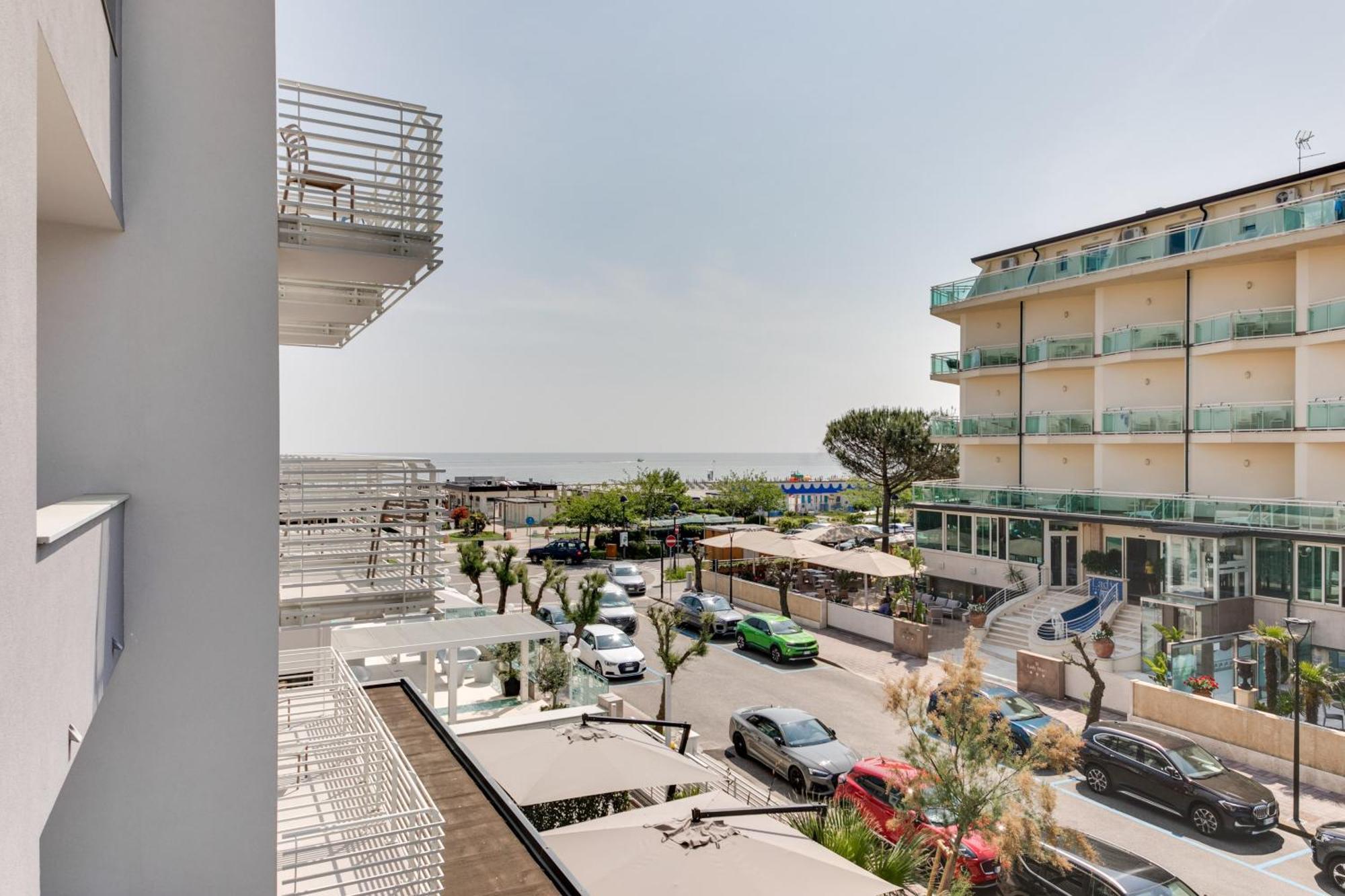 Hotel Marittimo Al Mare - Mimma à Milano Marittima Extérieur photo